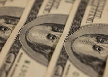 The Financial Detective: A Texas Adjuster’s Guide to Unlocking Your True Salary Potential