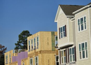 Beyond “Agent vs. Broker”: Why Every North Carolinian Needs a Risk Architect, Not Just an Insurance Salesperson